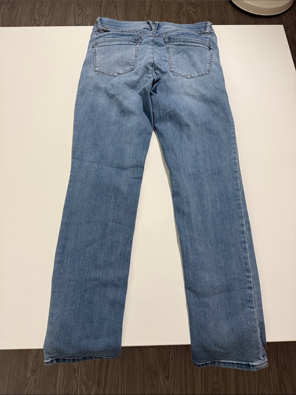 Democracy “Ab” Technology Light Wash Straight Leg Jeans Size 8 - Picture 11 of 12